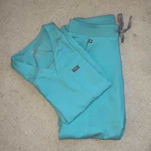 Fresh Aqua Figs Scrub Set